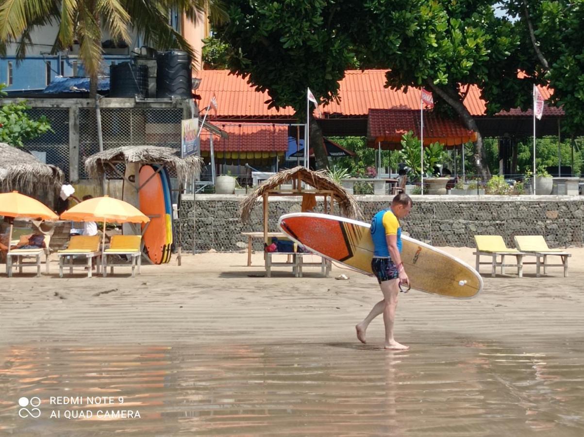 Villa Vidura Bataduwa Buitenkant foto