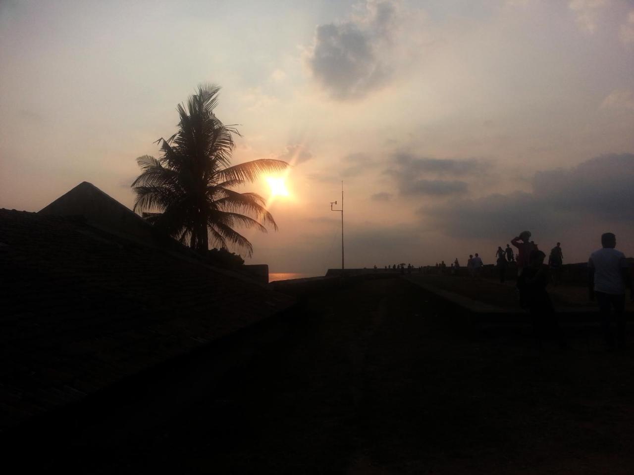 Villa Vidura Bataduwa Buitenkant foto